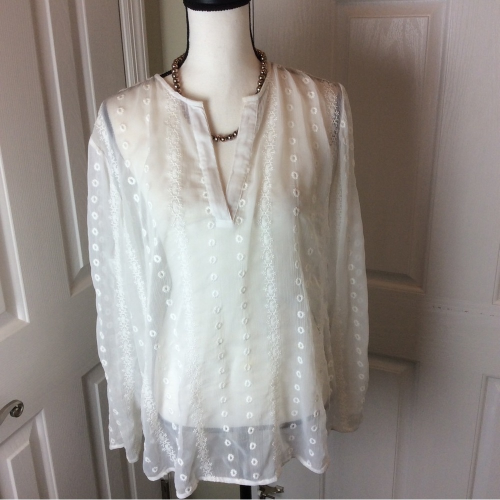 Chico’s white embroidered tunic
